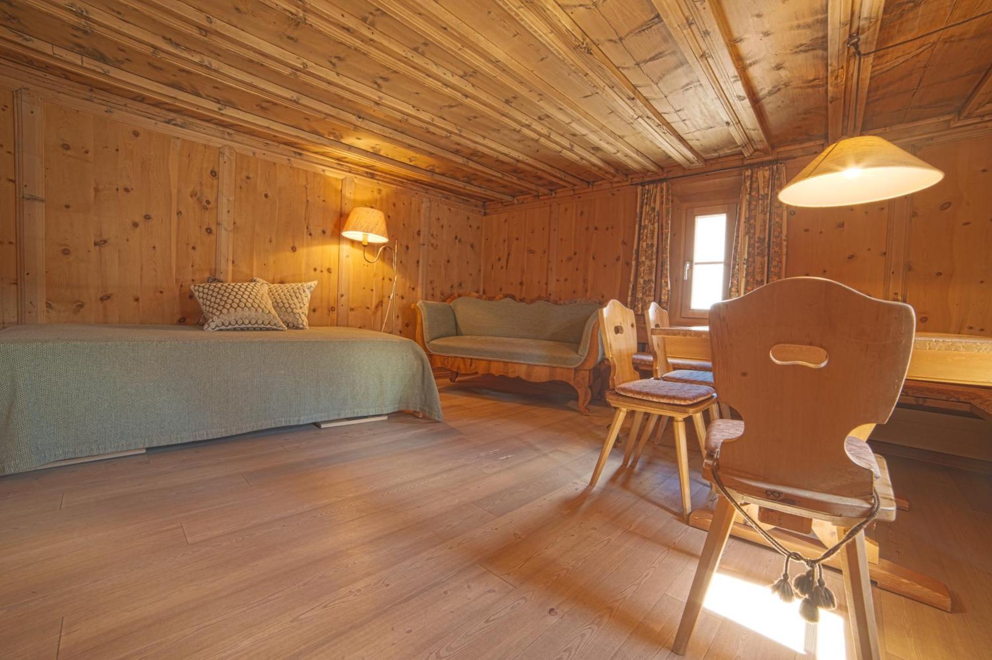 Chesa Michel Appartement Bever Buitenkant foto